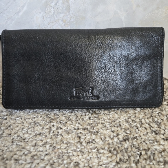 Fossil Handbags - Fossil Black Leather Clutch Wallet